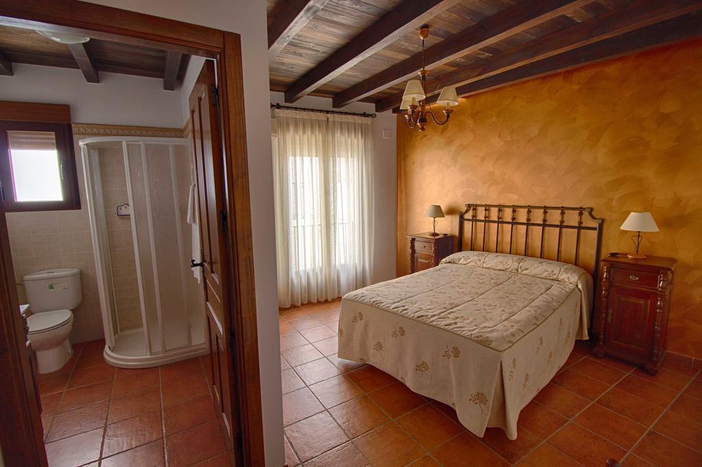 Casa Rural Tia Tomasa มัลปาร์ติดา เดอ ปลาเซนเซีย ภายนอก รูปภาพ