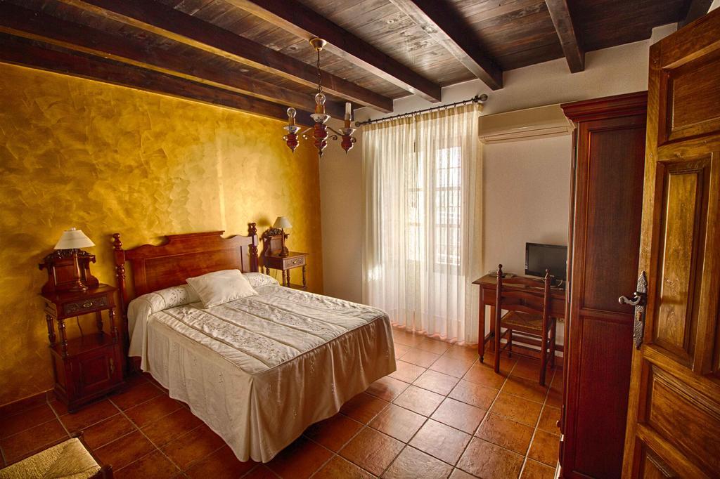 Casa Rural Tia Tomasa มัลปาร์ติดา เดอ ปลาเซนเซีย ภายนอก รูปภาพ