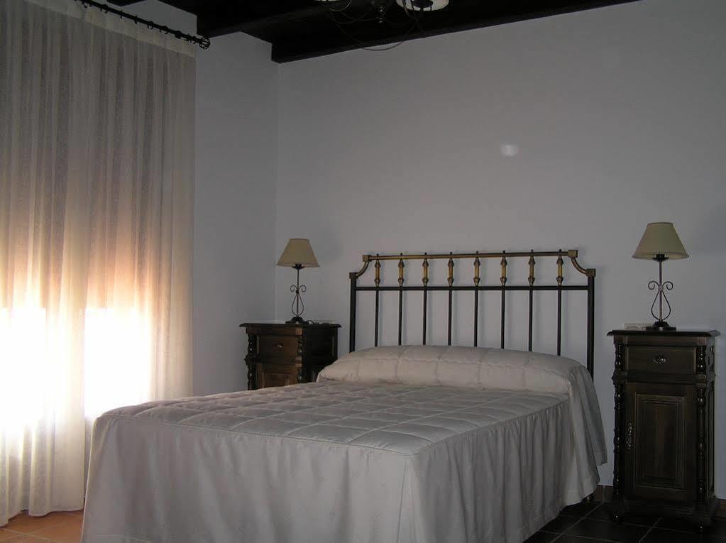 Casa Rural Tia Tomasa มัลปาร์ติดา เดอ ปลาเซนเซีย ภายนอก รูปภาพ